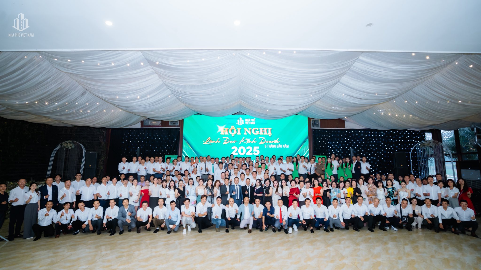 Hội Nghị Lãnh Đạo Kinh Doanh Tập Đoàn Nhà Phố Việt Nam 6 Tháng Đầu Năm